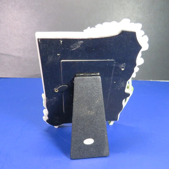 Hydrangea blue purple Flower Floral Picture Frame (lots of dimension) 7" tall - Picture 2 of 11